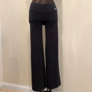 NIKE Flare Pant